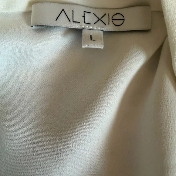 Alexis Cream Tie-Front Blouse - Picture 6 of 7